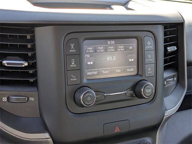 Used 2024 RAM 2500 Tradesman w/ Chrome Appearance Group image 18