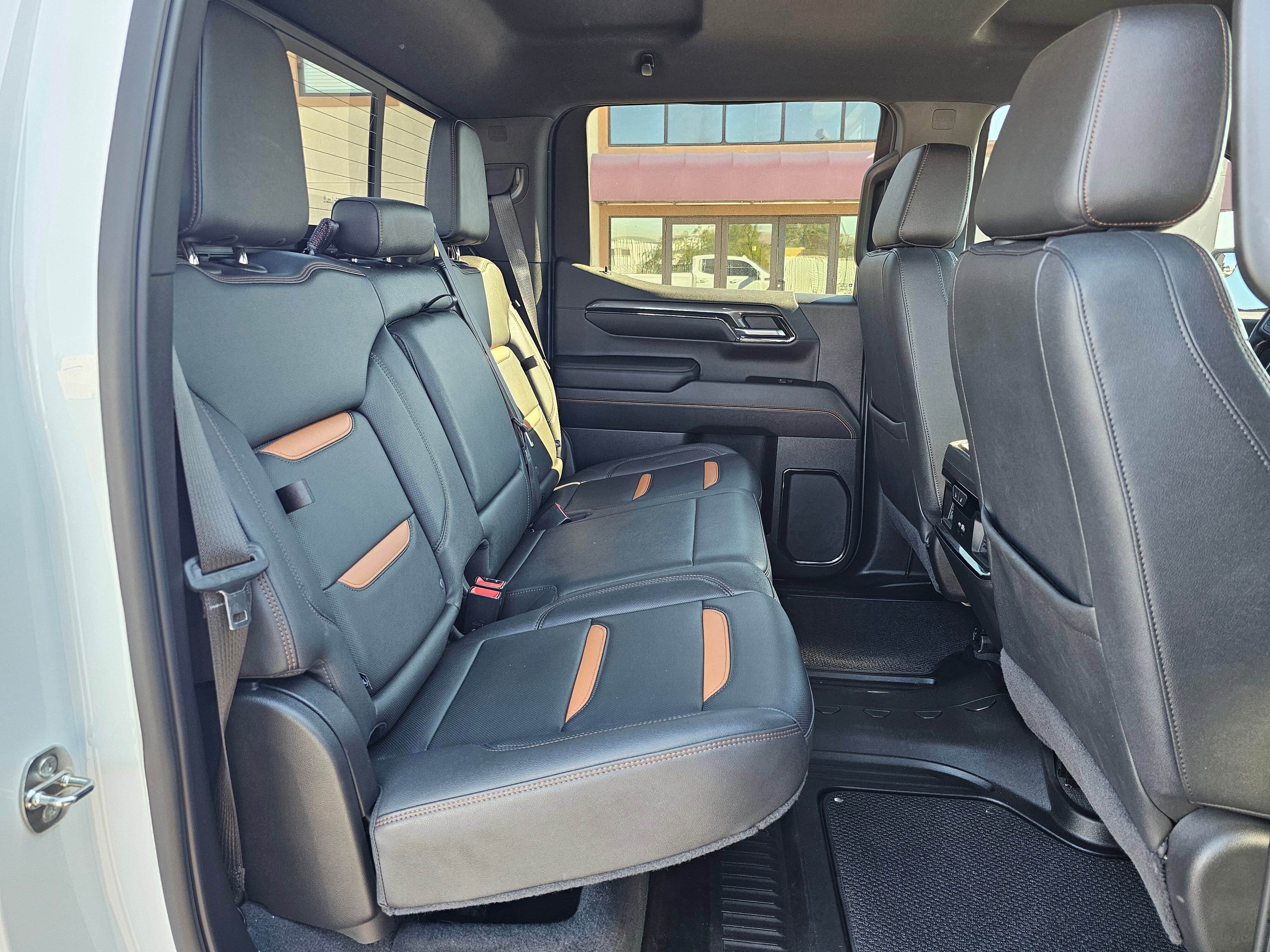 Used 2022 GMC Sierra 1500 AT4 w/ AT4 Preferred Package image 14