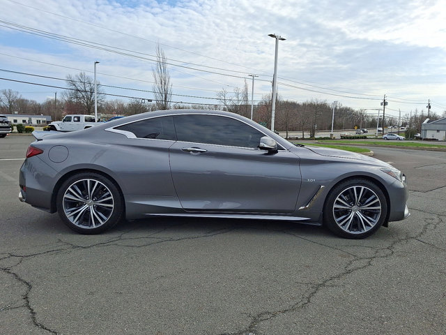 Used 2019 INFINITI Q60 3.0t Luxe w/ Essential Package AWD/4WD image 27