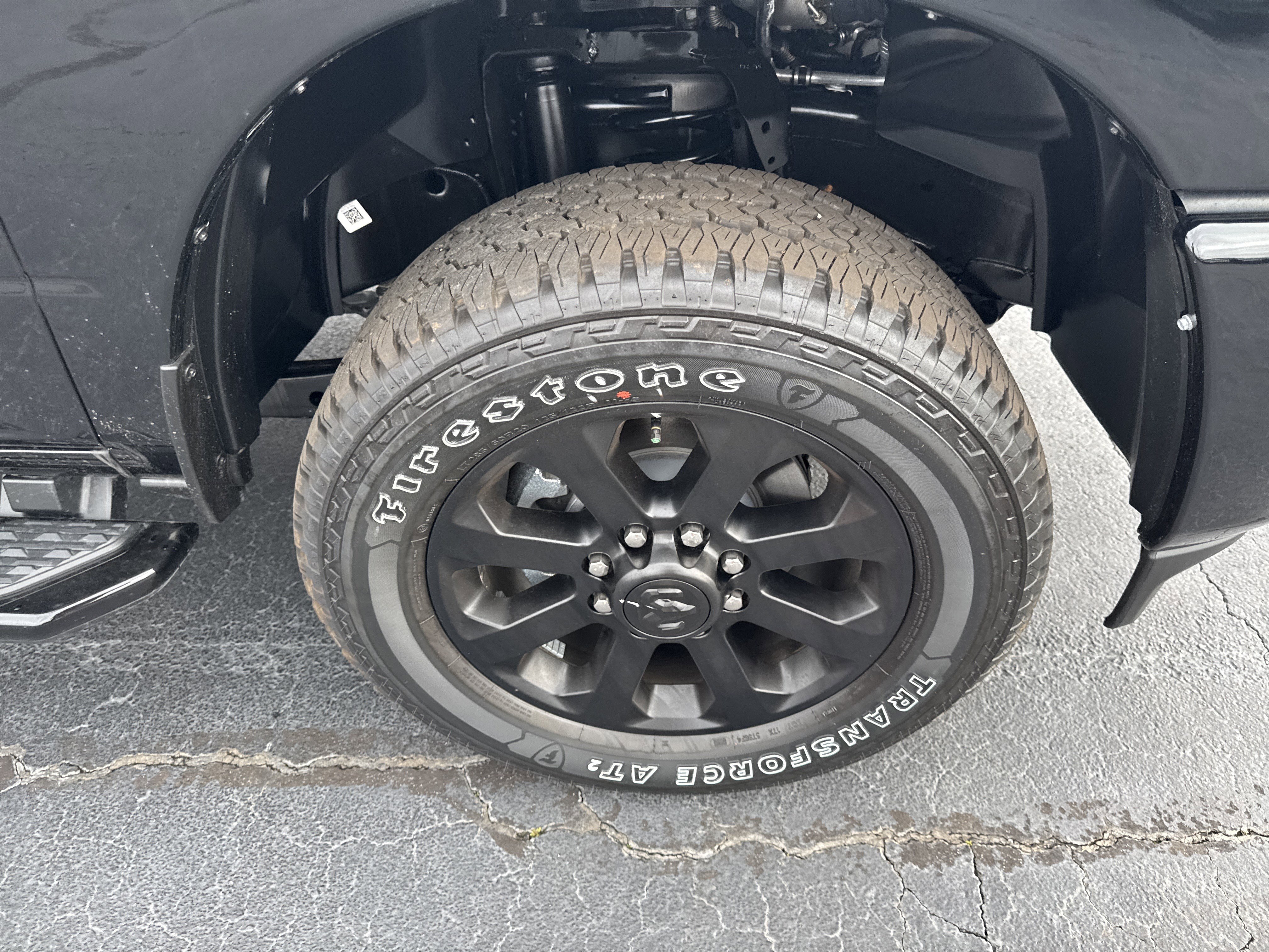 New 2026 RAM 2500 Laramie AWD/4WD image 12