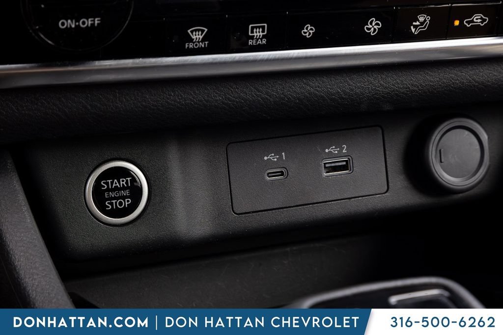 Used 2023 Nissan Rogue SV AWD/4WD image 12