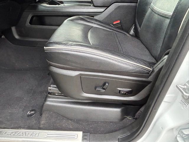 Used 2020 RAM 3500 Limited image 28