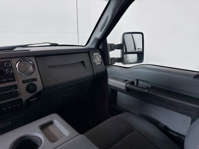 Used 2015 Ford F350 XLT w/ XLT Premium Package AWD/4WD image 23