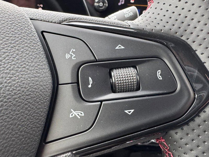 New 2026 Chevrolet Trax RS image 32