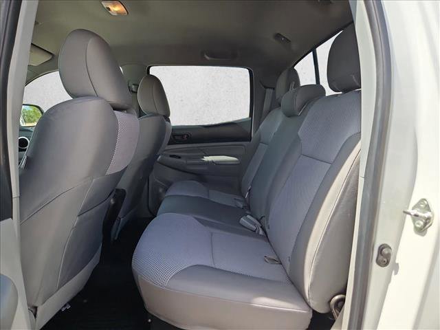 Used 2015 Toyota Tacoma 4x4 Double Cab w/ TRD Off-Road Package image 17