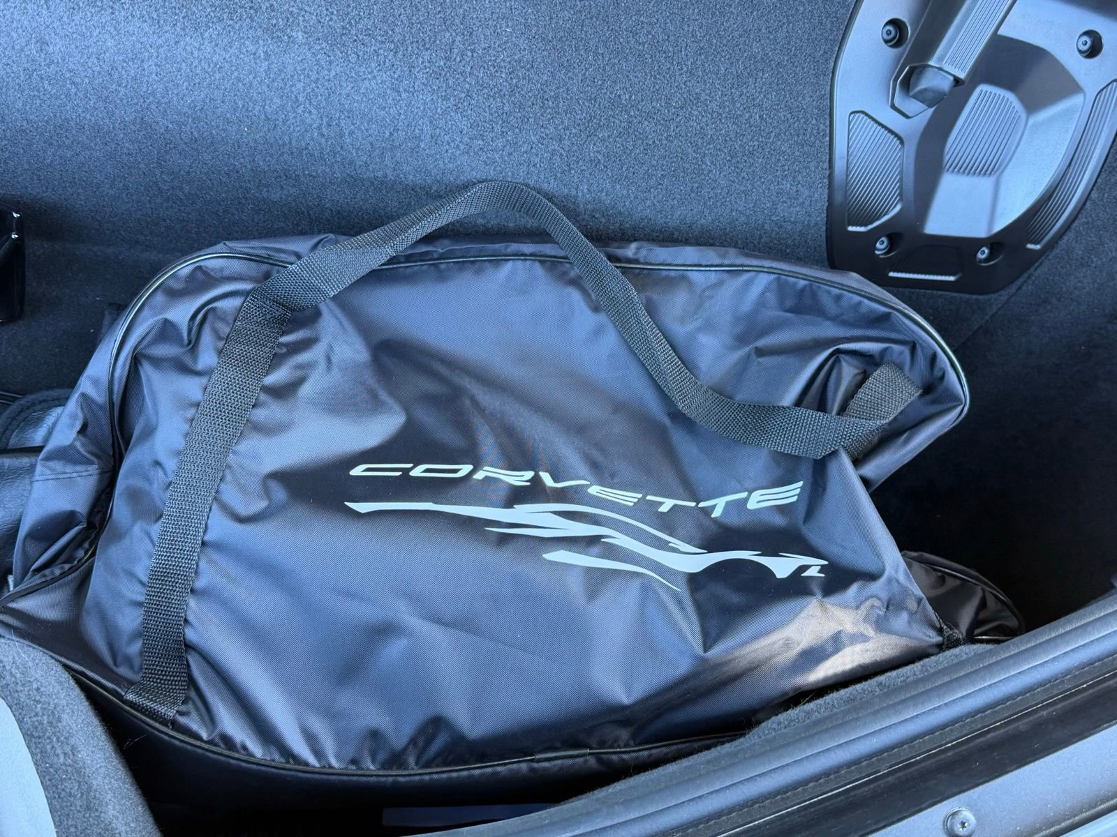 Used 2024 Chevrolet Corvette E-Ray image 91