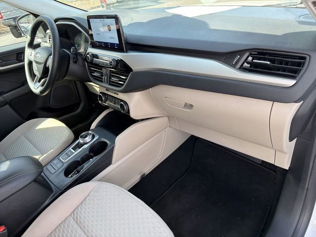Certified 2022 Ford Escape SE w/ Convenience Package image 28