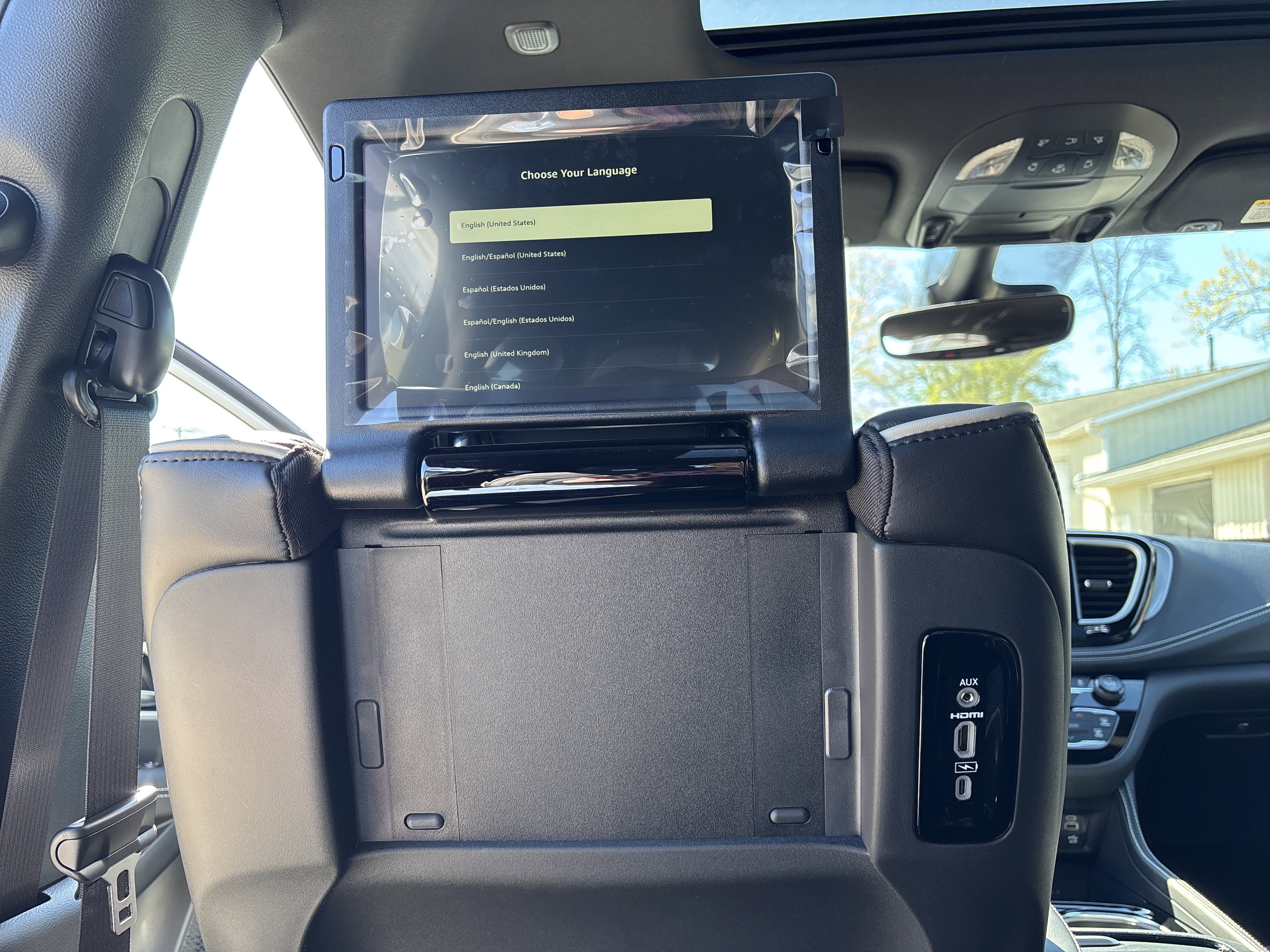 New 2026 Chrysler Pacifica Limited w/ Uconnect Theater Family Group AWD/4WD image 56