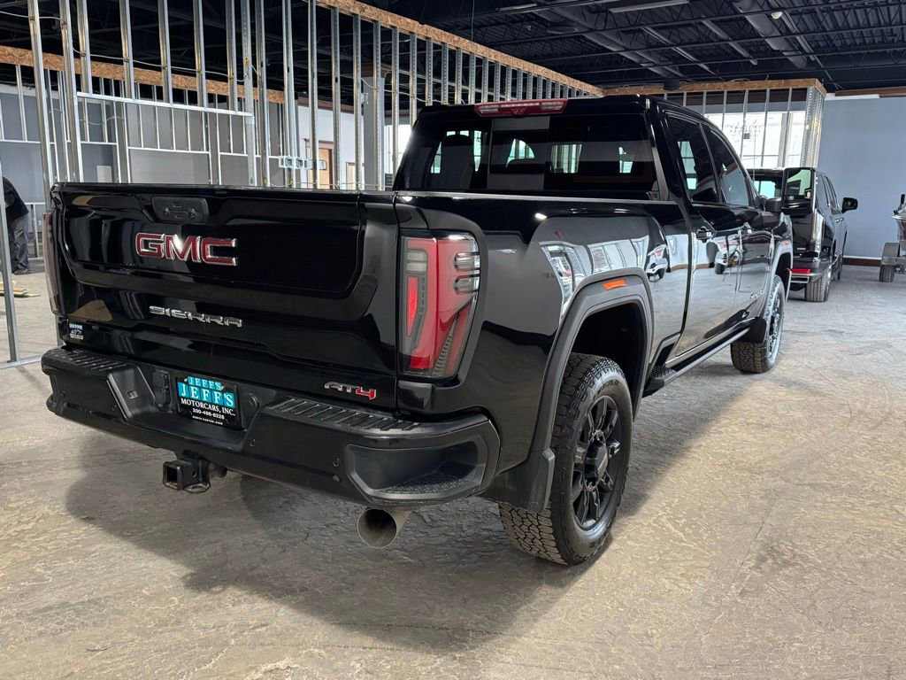 Used 2024 GMC Sierra 2500 AT4 w/ AT4 Premium Plus Package image 4