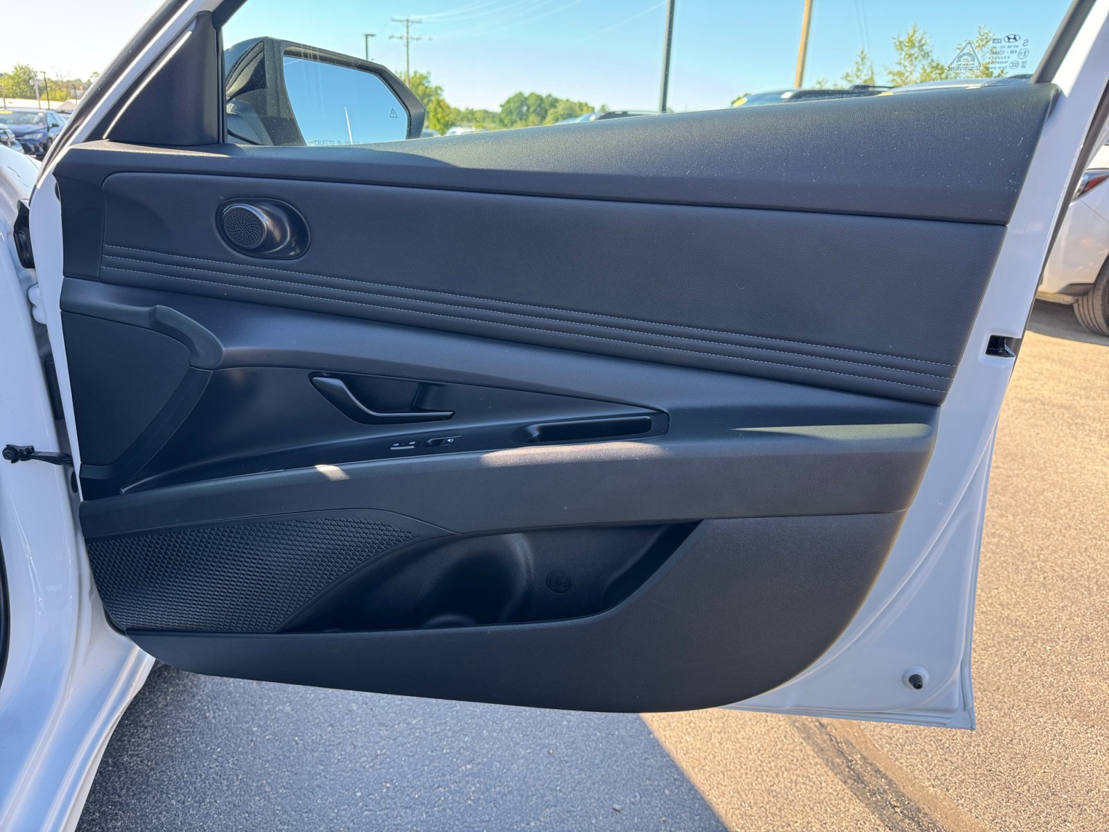 New 2025 Hyundai Elantra Sport image 27
