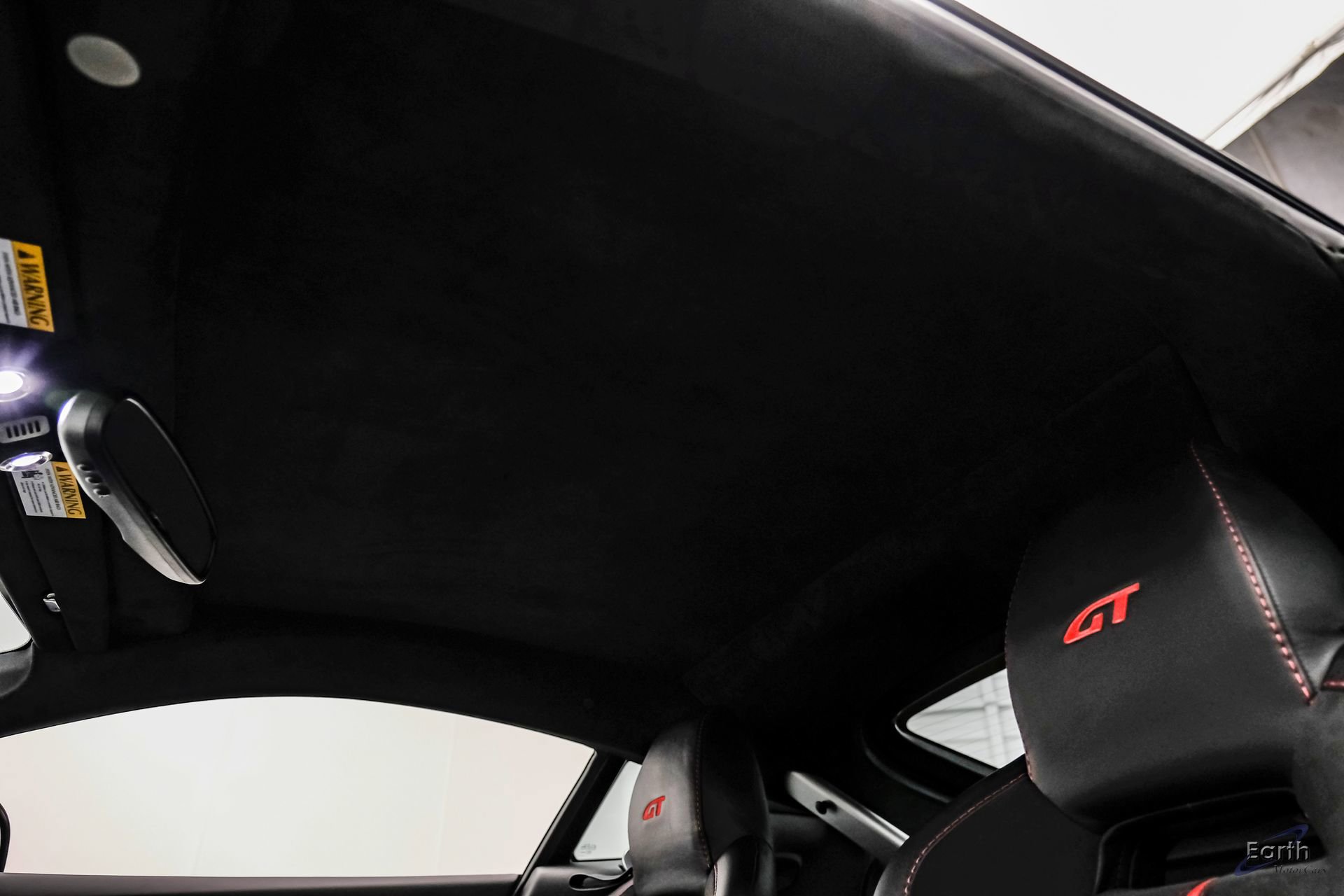 Used 2015 Aston Martin V8 Vantage GT RWD image 42