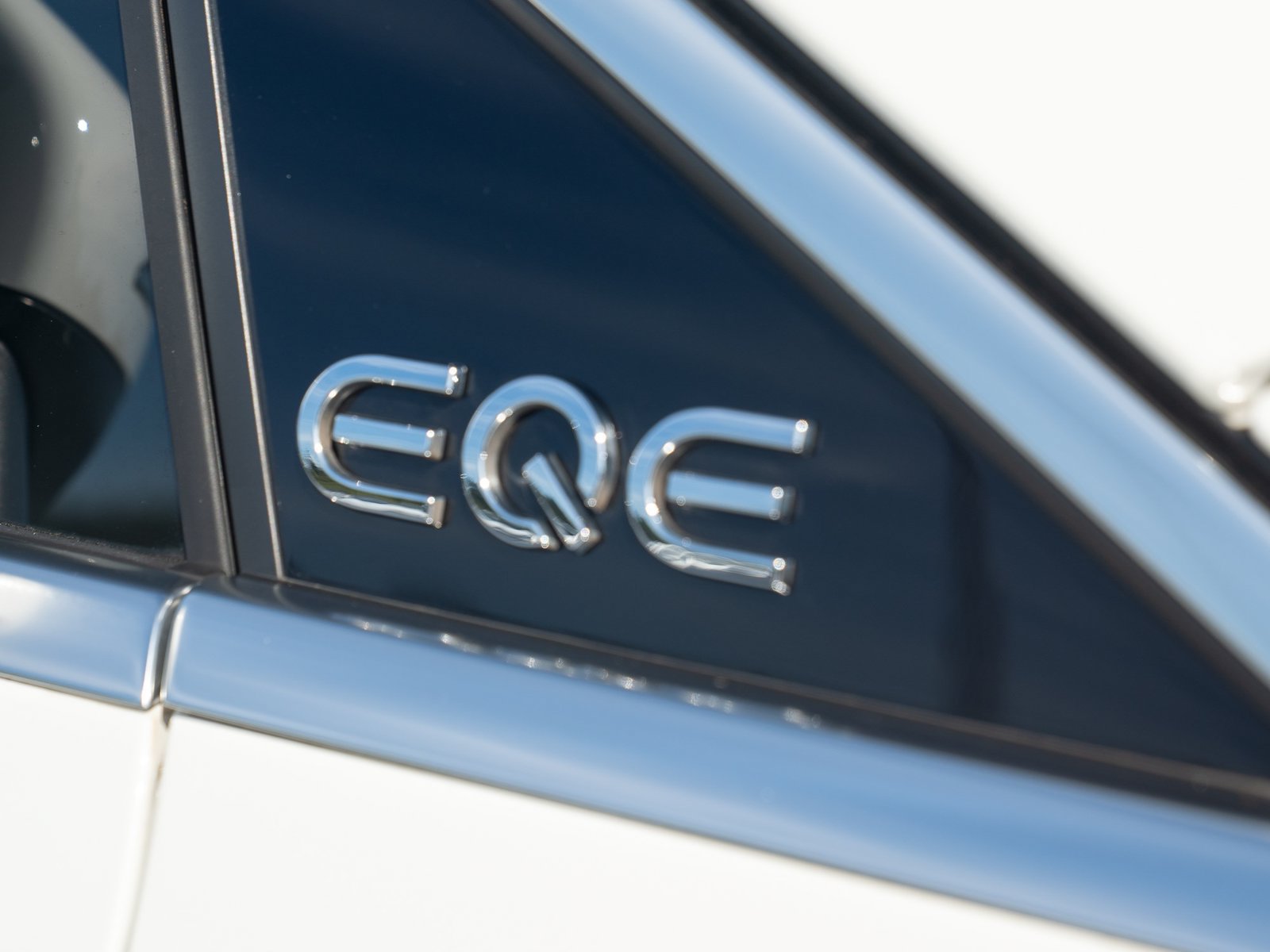 Certified 2023 Mercedes-Benz EQE 350+ 4MATIC SUV image 8
