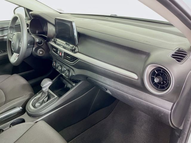 Used 2020 Kia Forte LXS FWD image 28
