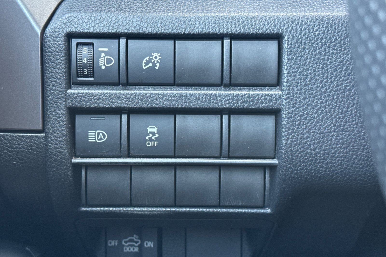 Certified 2024 Toyota Tacoma TRD Sport image 32