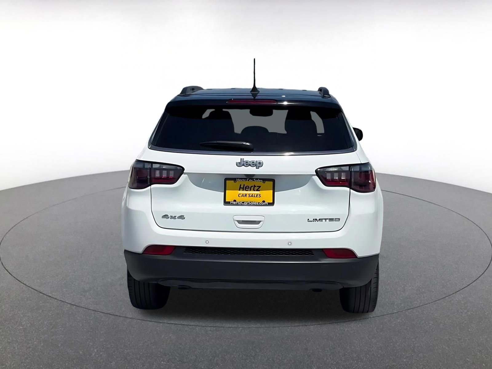 Used 2025 Jeep Compass Limited AWD/4WD image 12