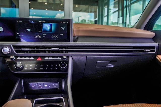 New 2026 Hyundai Sonata Limited FWD image 19
