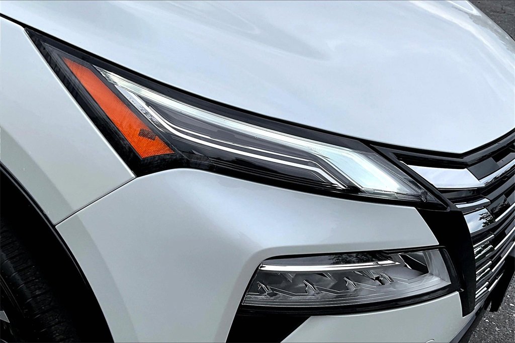 New 2026 Nissan Rogue Platinum image 33