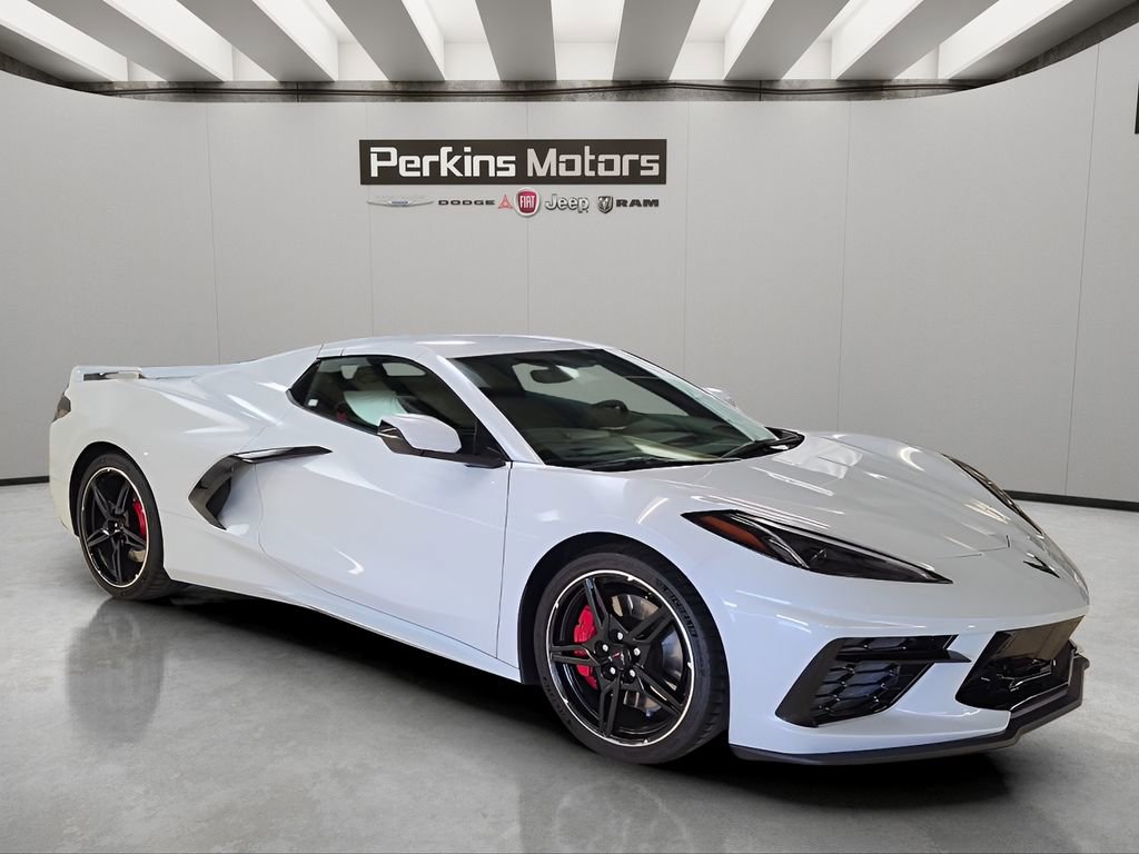 Used 2020 Chevrolet Corvette Stingray Preferred Conv w/ 2LT Preferred Equipment Group RWD image 3