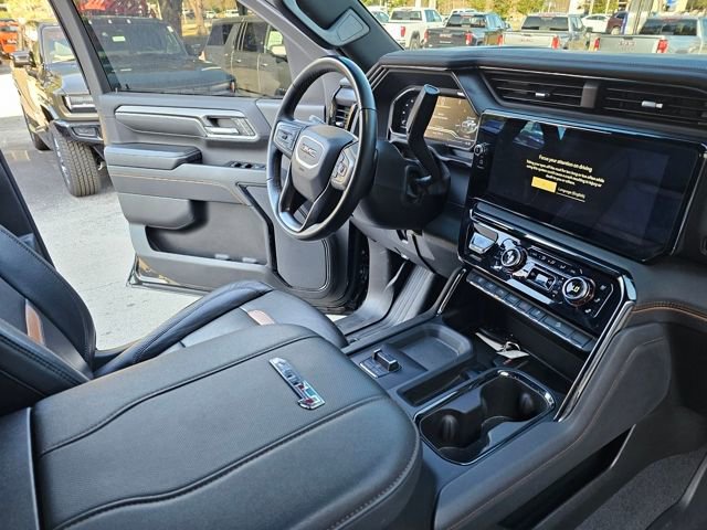 Used 2024 GMC Sierra 2500 AT4 w/ Technology Package AWD/4WD image 24