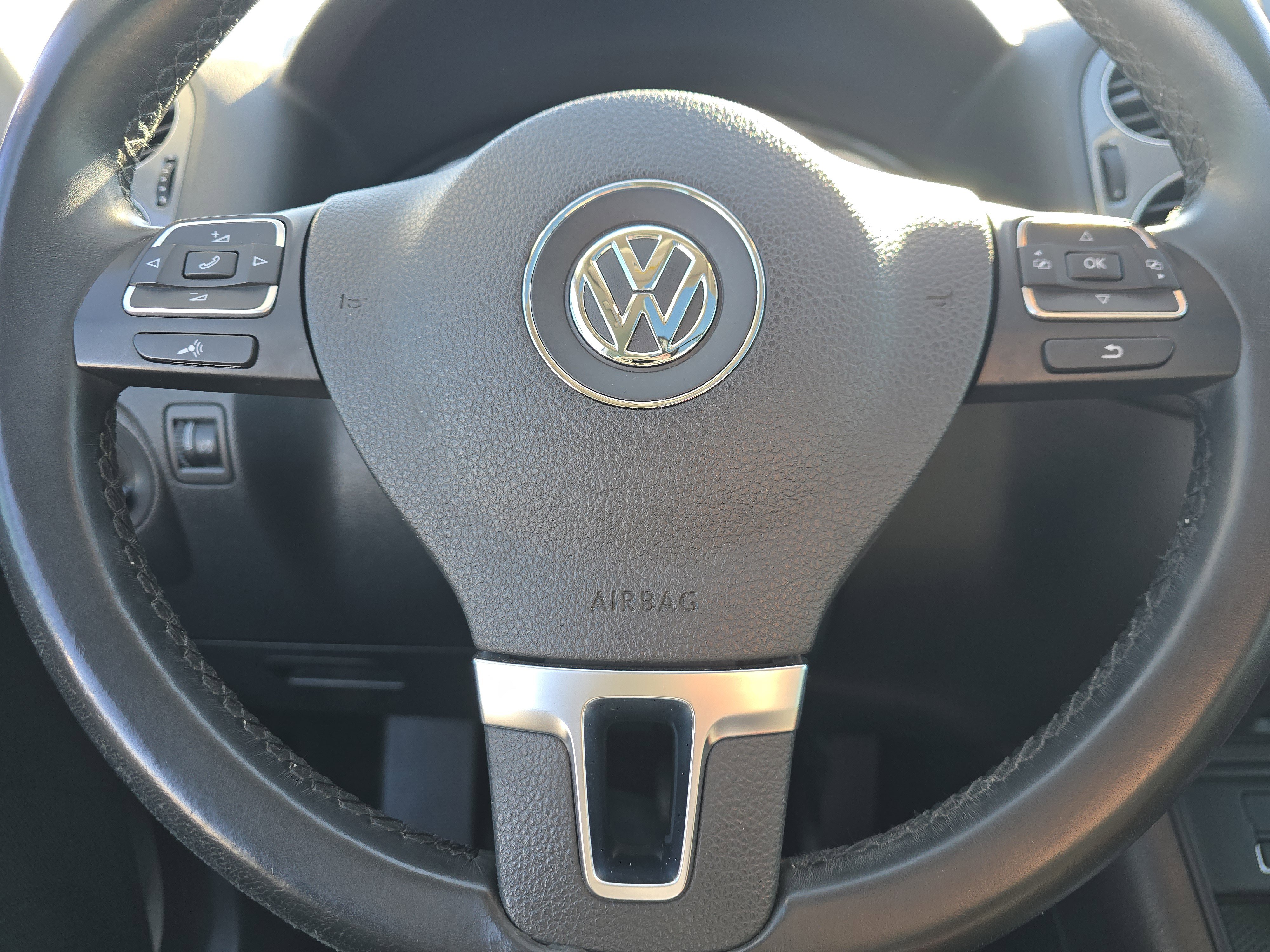 Used 2017 Volkswagen Tiguan Wolfsburg Edition image 23