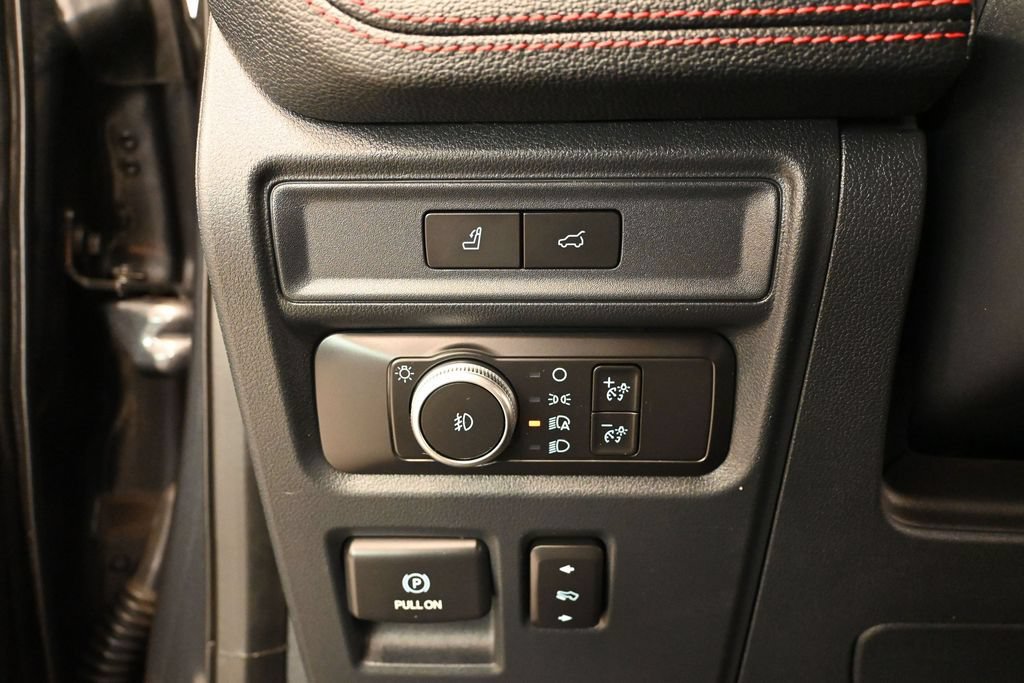 Used 2022 Ford Expedition Max Limited w/ Equipment Group 303A AWD/4WD image 32