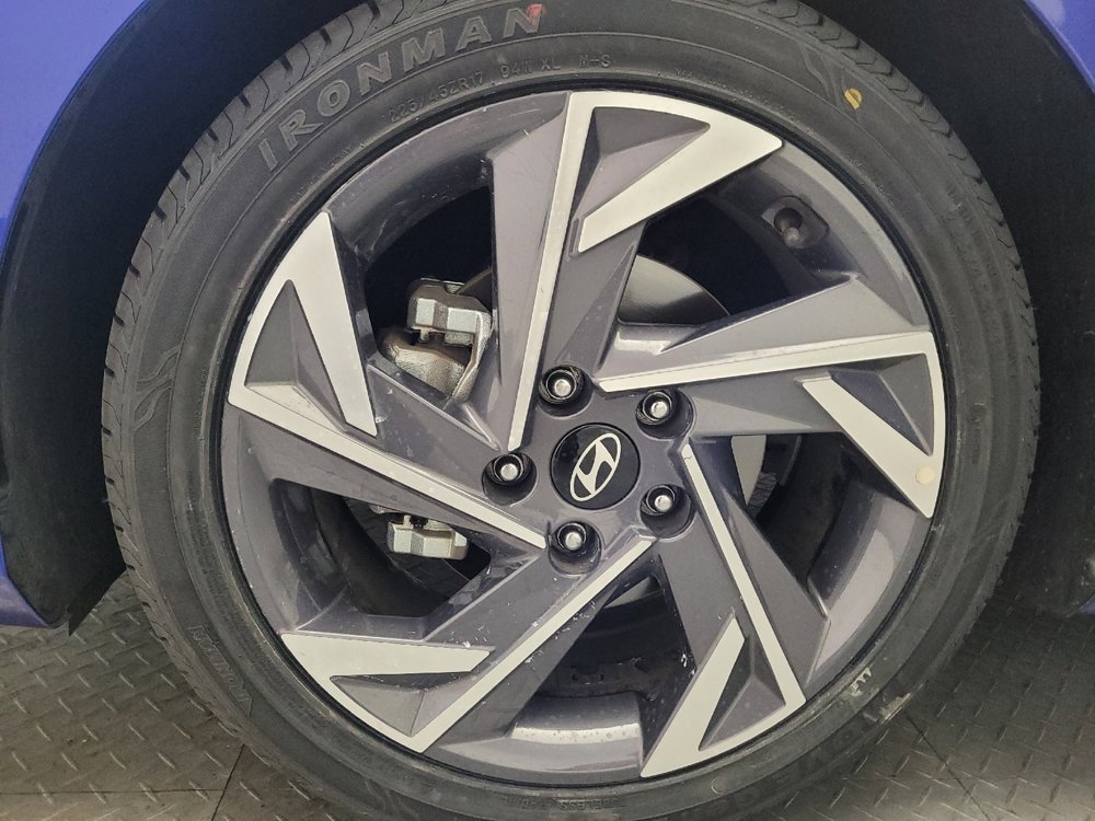 Used 2025 Hyundai Elantra Sport FWD image 31