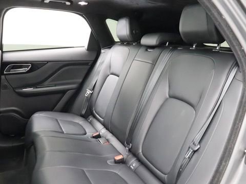Used 2019 Jaguar F-PACE Premium AWD/4WD image 37