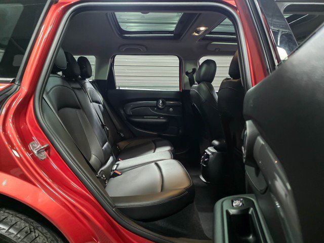 Used 2020 MINI Cooper Clubman S image 16