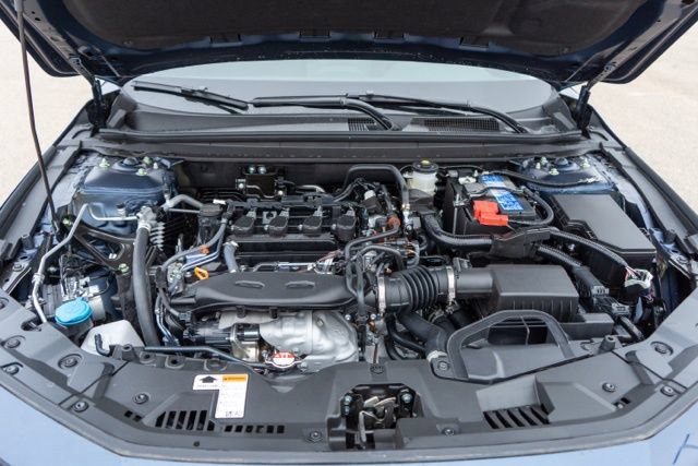 Used 2025 Honda Accord SE image 27