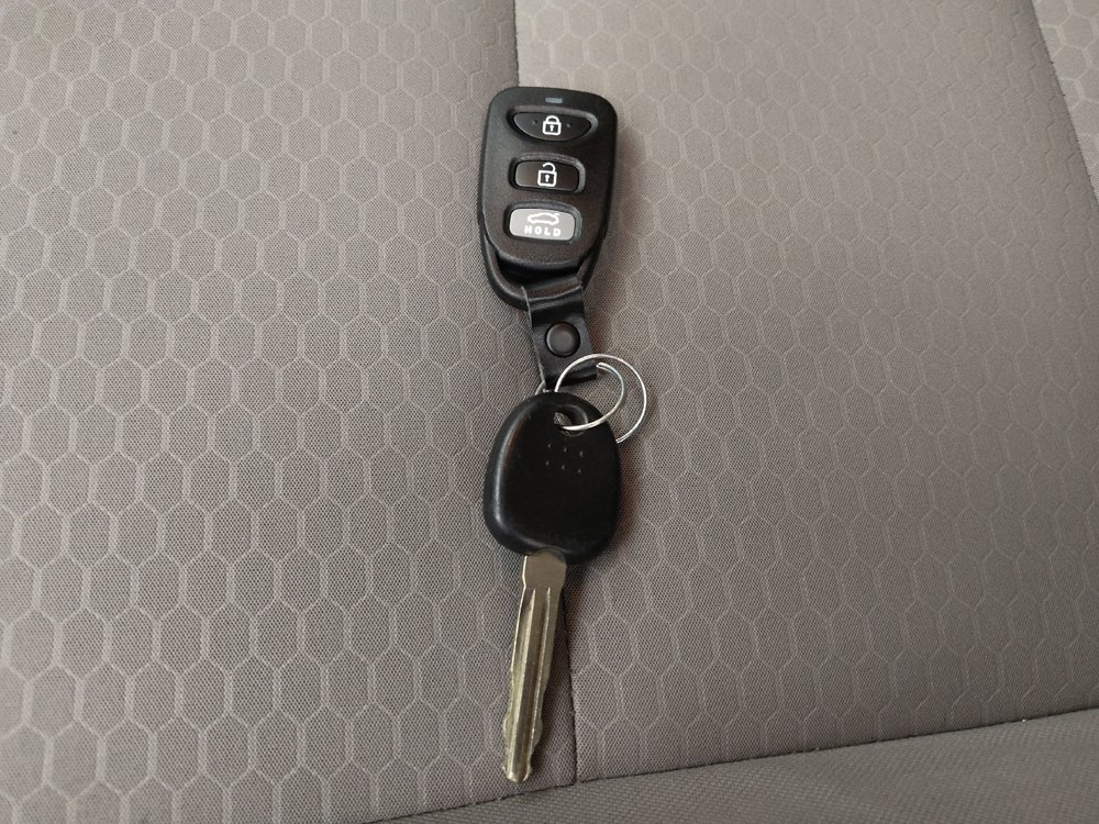 Used 2020 Hyundai Elantra SEL FWD image 32