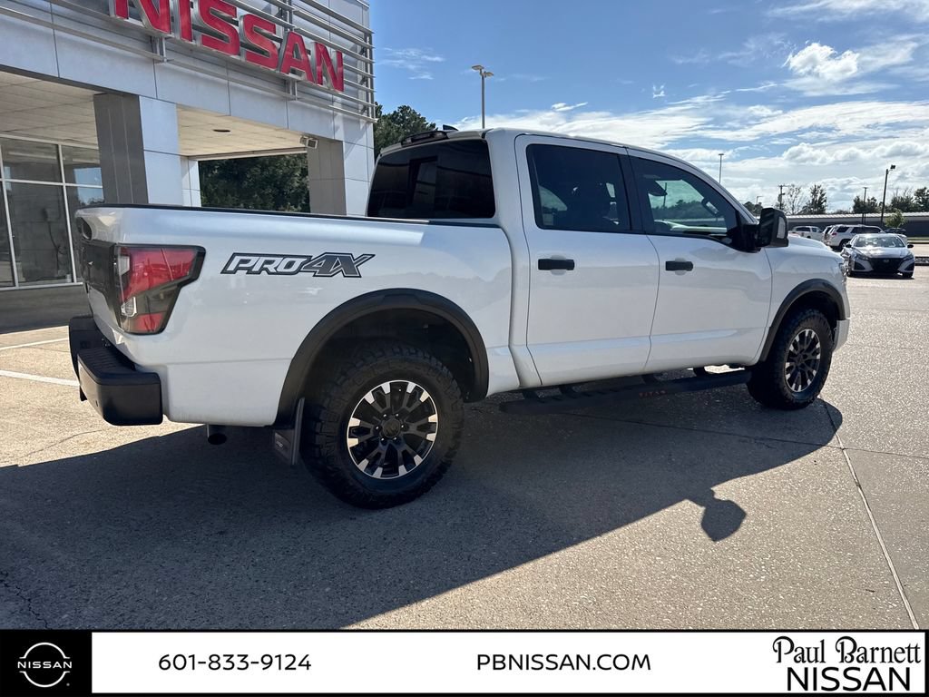 Used 2023 Nissan Titan PRO-4X w/ Pro-4x Convenience Package AWD/4WD image 6