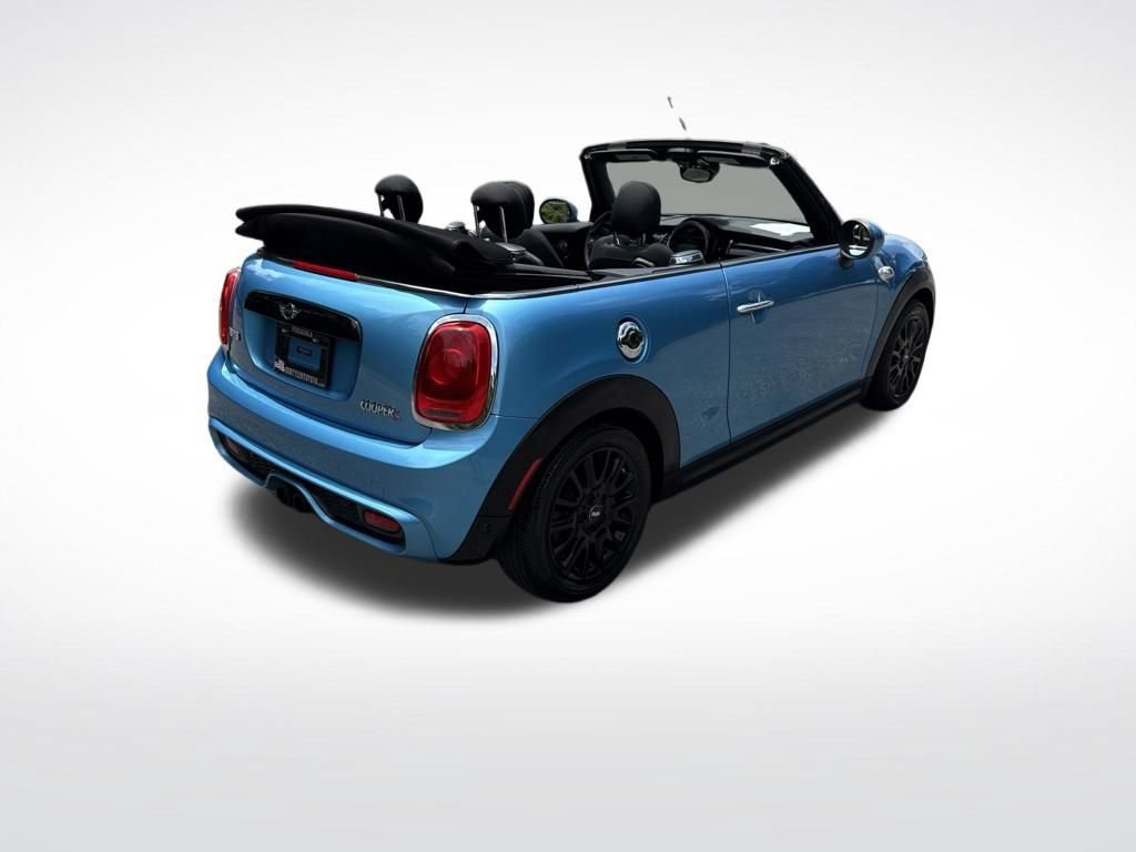 Used 2017 MINI Cooper S FWD image 5