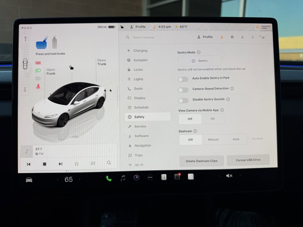 Used 2025 Tesla Model 3 Long Range image 23