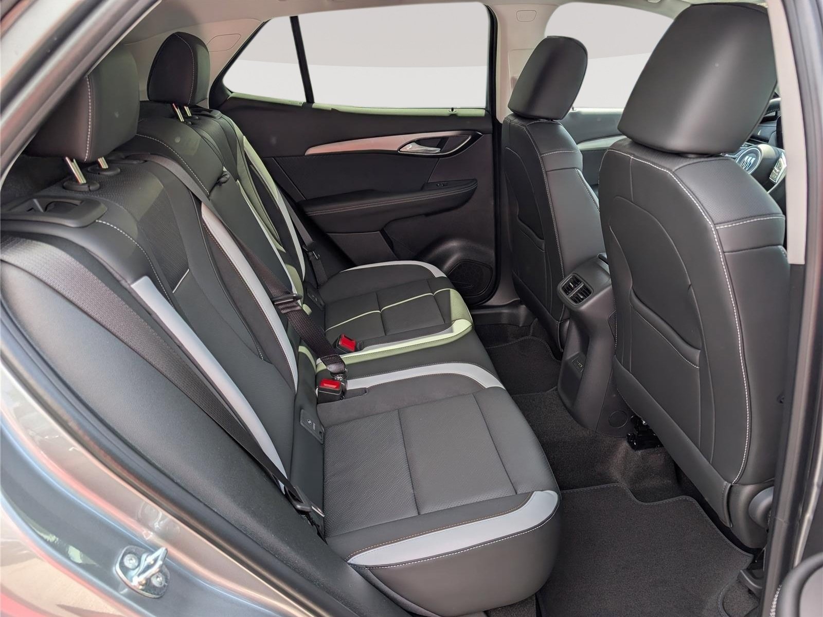 New 2026 Buick Envision Sport Touring AWD/4WD image 9