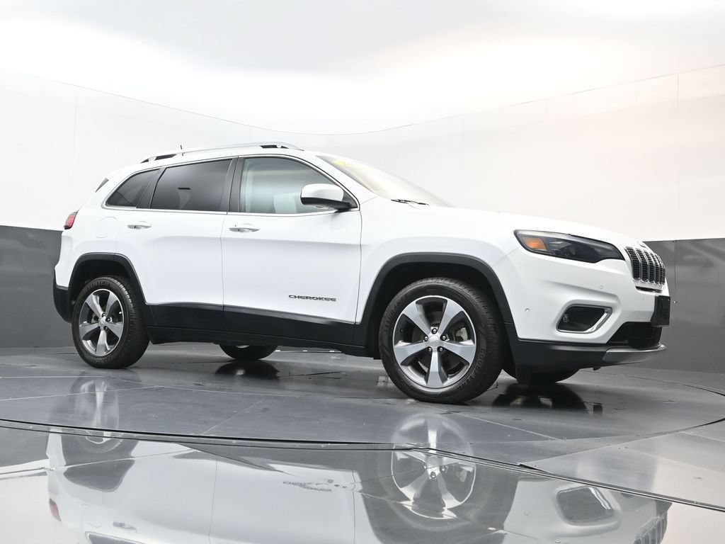 Used 2020 Jeep Cherokee Limited w/ Technology Group FWD image 22