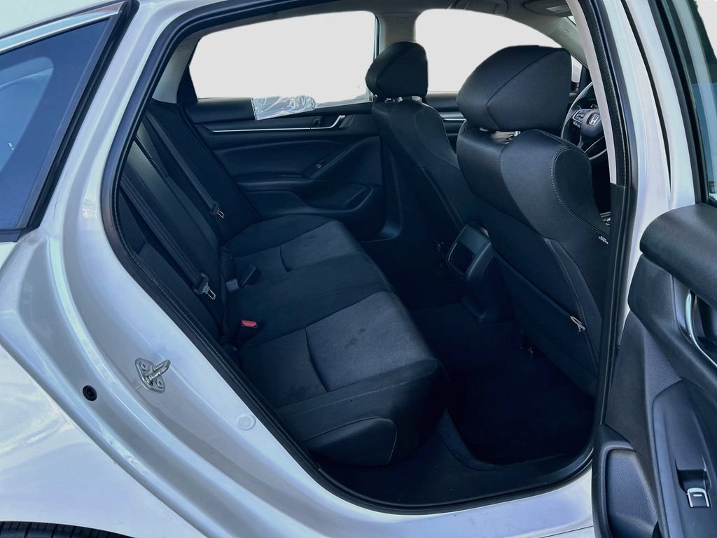 Used 2018 Honda Accord LX image 24