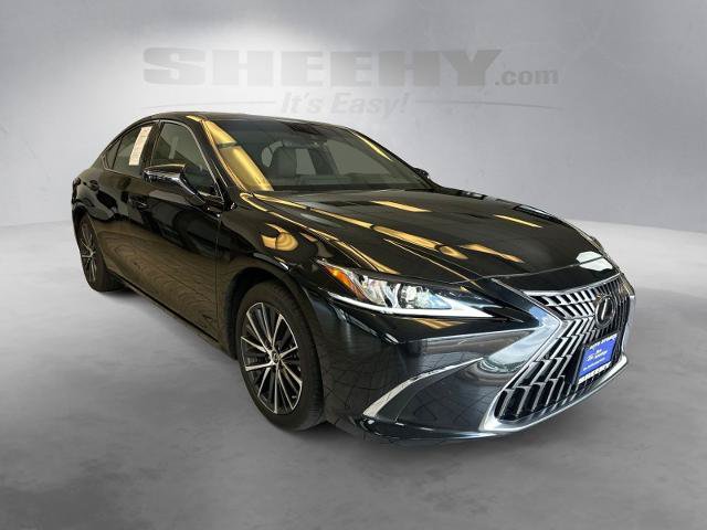 Used 2024 Lexus ES 350 w/ Premium Package FWD image 2