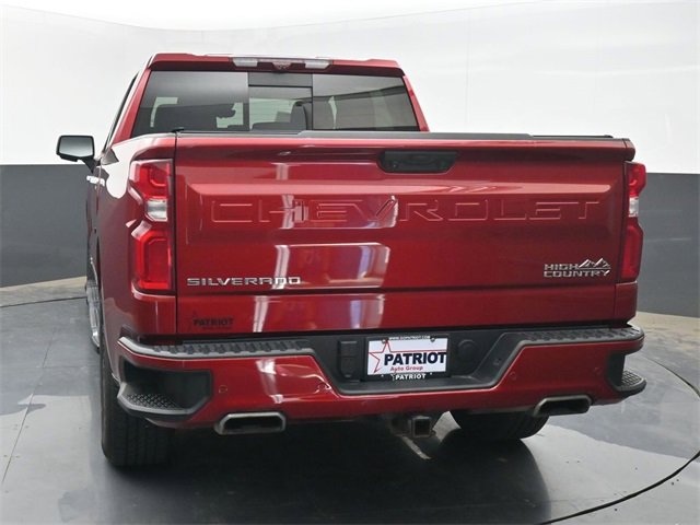 Used 2023 Chevrolet Silverado 1500 High Country w/ Technology Package image 4