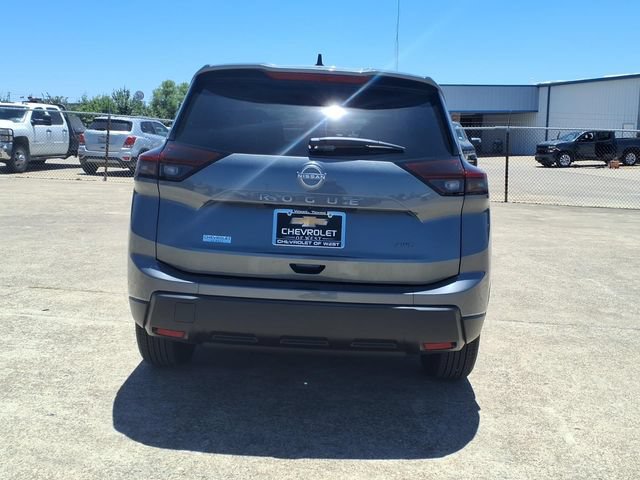 Used 2026 Nissan Rogue SV w/ Cold Weather Package AWD/4WD image 6