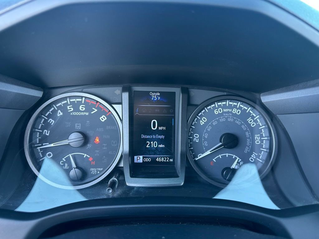 Used 2023 Toyota Tacoma TRD Off-Road w/ Advanced Technology Package image 33