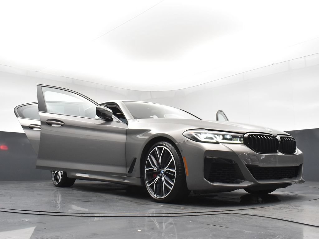 Used 2022 BMW M550i xDrive w/ Premium Package AWD/4WD image 28