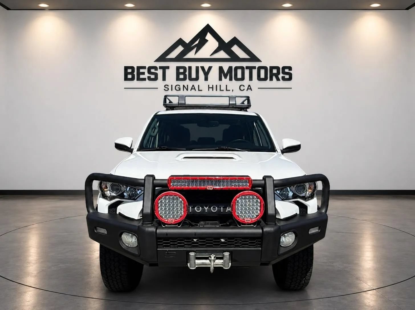 Used 2017 Toyota 4Runner TRD Pro AWD/4WD image 2