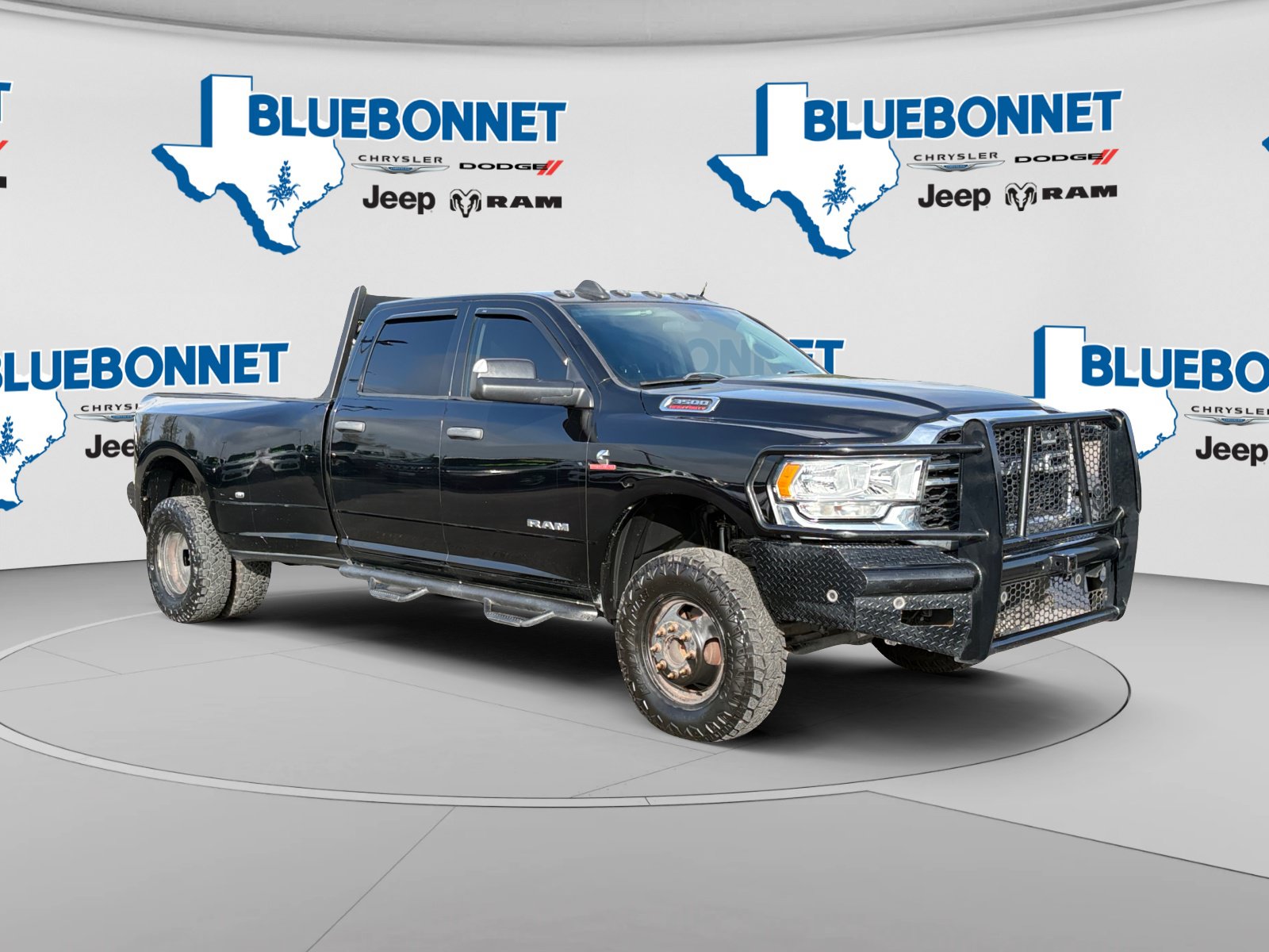 Certified 2020 RAM 3500 Tradesman AWD/4WD image 3