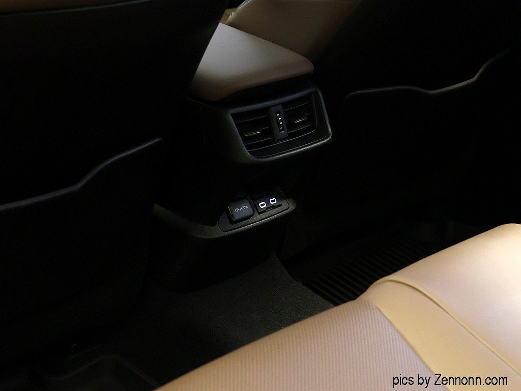 Used 2023 Lexus ES 350 w/ Premium Package FWD image 14