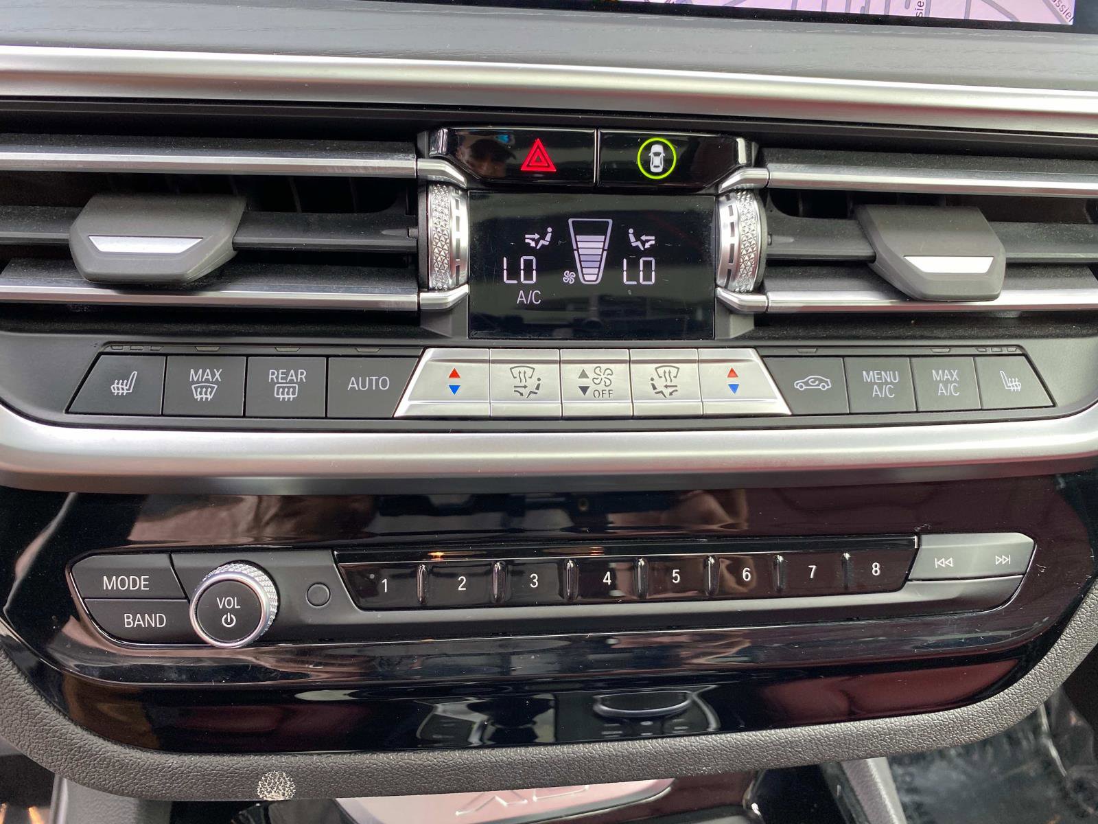 Used 2022 BMW X3 xDrive30i w/ Convenience Package image 17