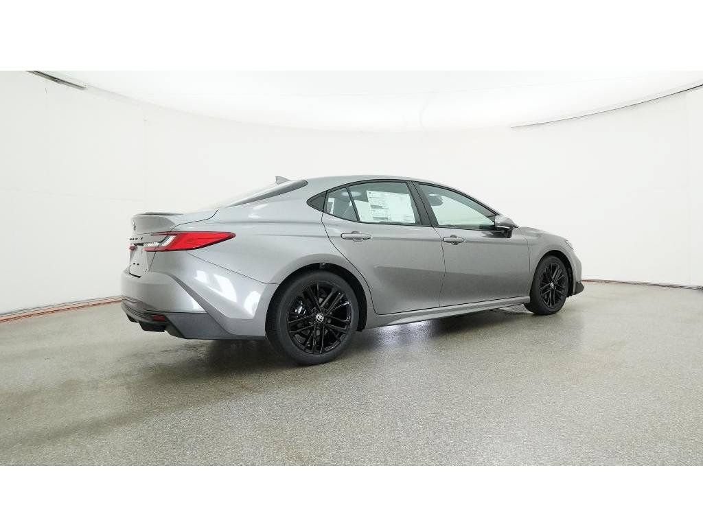 New 2026 Toyota Camry SE FWD image 32