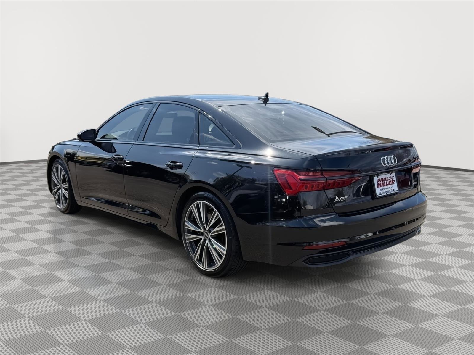 Used 2023 Audi A6 Premium Plus w/ Premium Plus Package image 4