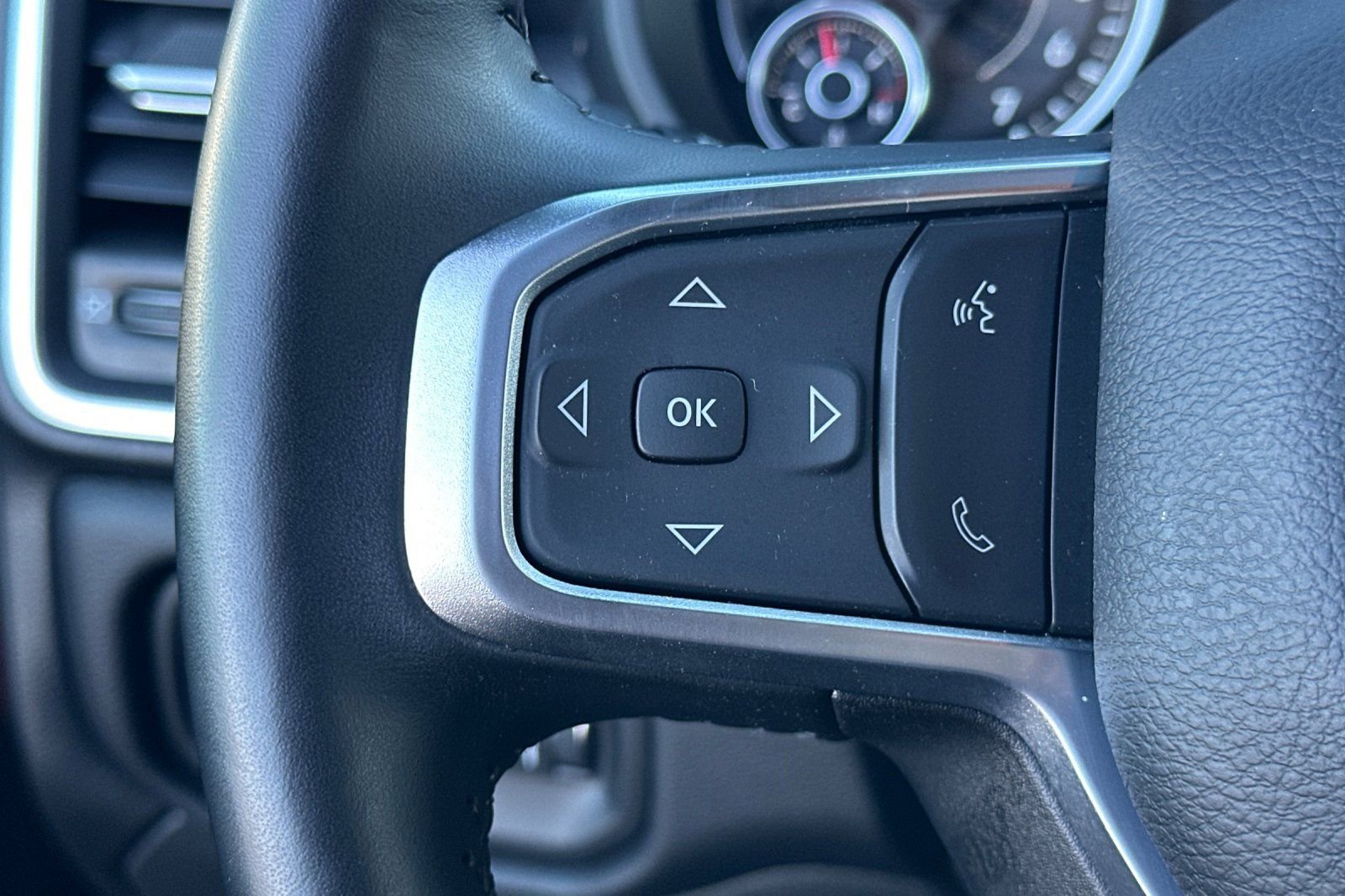 Used 2024 RAM 2500 Big Horn w/ Bed Utility Group image 27