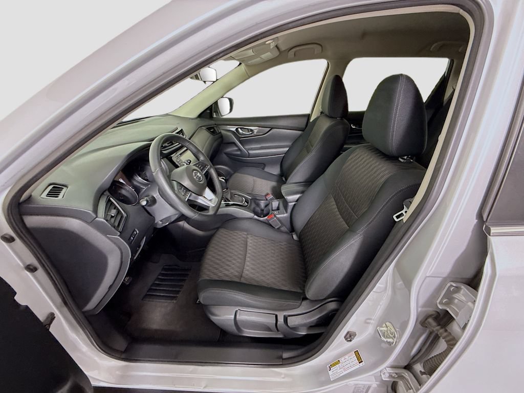 Used 2019 Nissan Rogue S w/ Special Edition Package FWD image 19