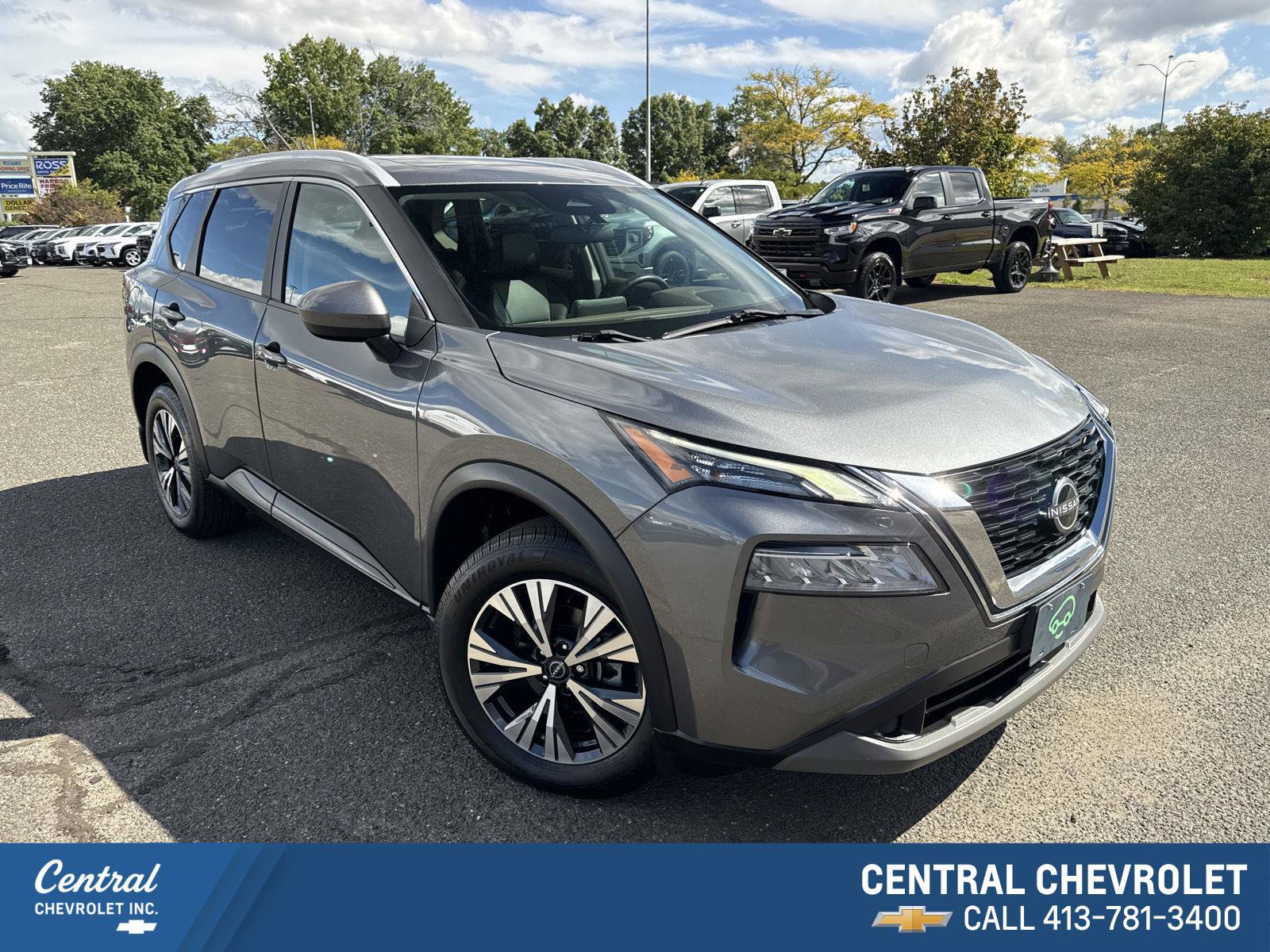 Used 2023 Nissan Rogue SV w/ SV Premium B Package